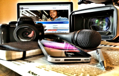 ΝΕΑ ΕΙΔΗΣΕΙΣ (Δημοσιοσχετισμός: Αυτός ο Εχθρός της Δημοσιογραφίας)