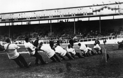 ΝΕΑ ΕΙΔΗΣΕΙΣ (Τα τύμπανα και οι ….«μουσικές καρέκλες»)