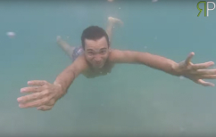 ΝΕΑ ΕΙΔΗΣΕΙΣ (Στην Πιάτσα με τον Γιάννη: Ο Γιάννης κάνει πιάτσα στην παραλία)