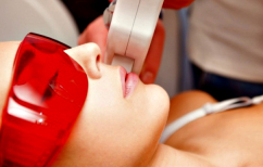 ΝΕΑ ΕΙΔΗΣΕΙΣ (Δείτε τι συμβαίνει όταν οι τρίχες αφαιρούνται με λέιζερ (ΒΙΝΤΕΟ))