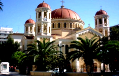 ΝΕΑ ΕΙΔΗΣΕΙΣ (Αντιεξουσιαστές εισβάλουν στη Μητρόπολη Θεσσαλονίκης)