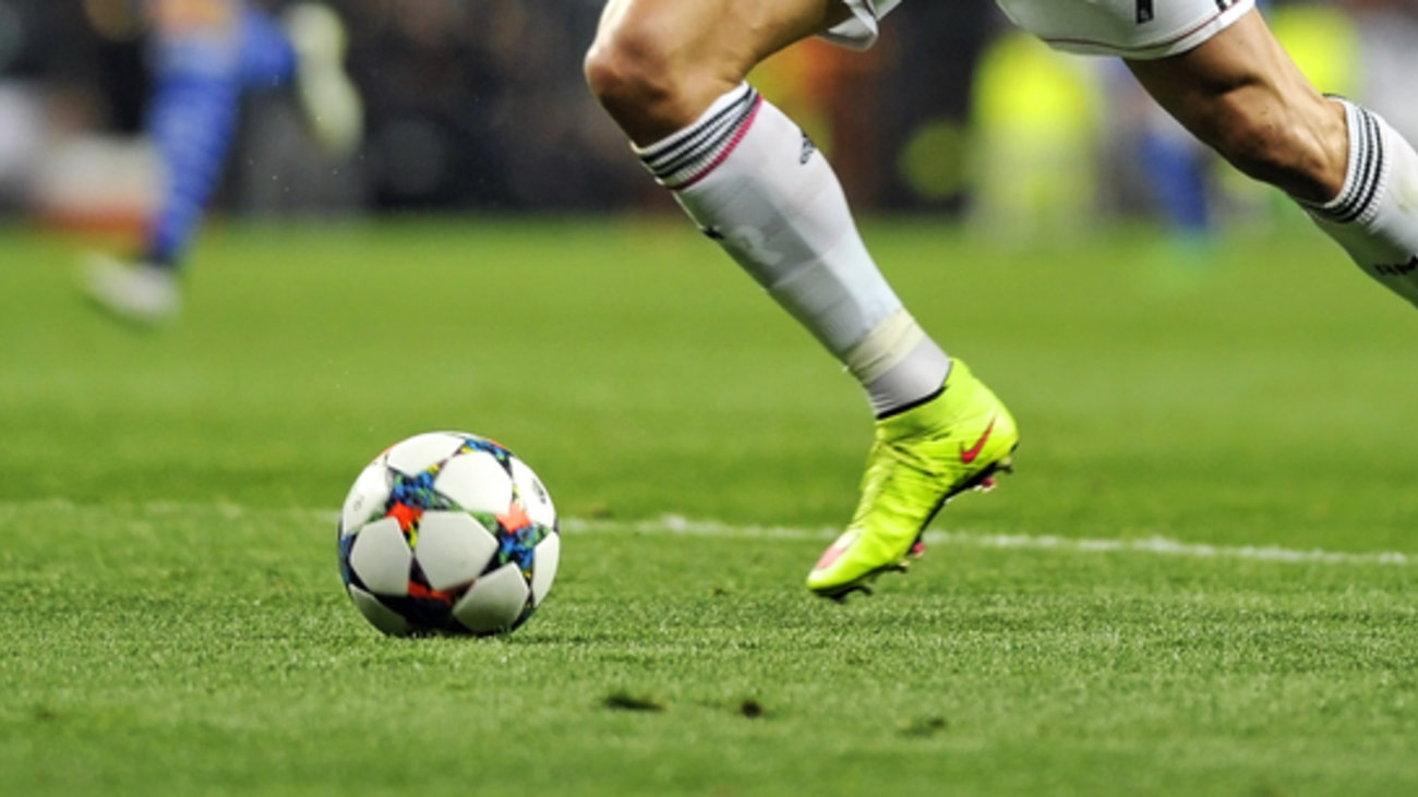 poios-einai-o-pio-plousios-podosfairistis-ston-kosmo_3.w_hr